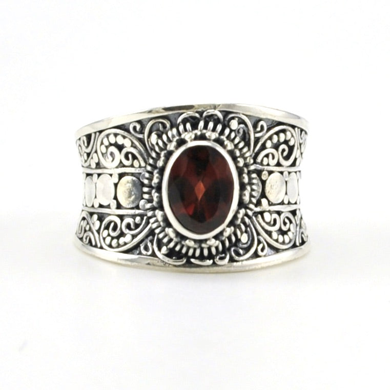 Alt View Sterling Silver Garnet Oval Wide Ring