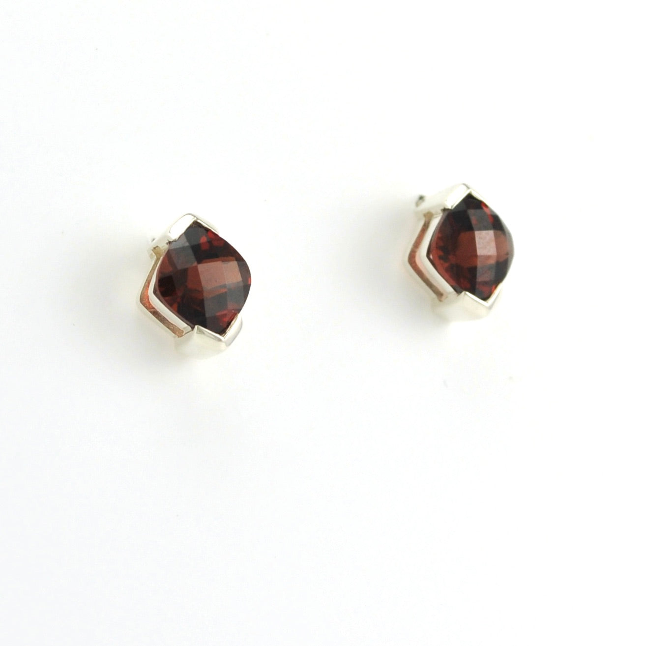 Side View Sterling Silver Garnet Square Prong Set Earrings