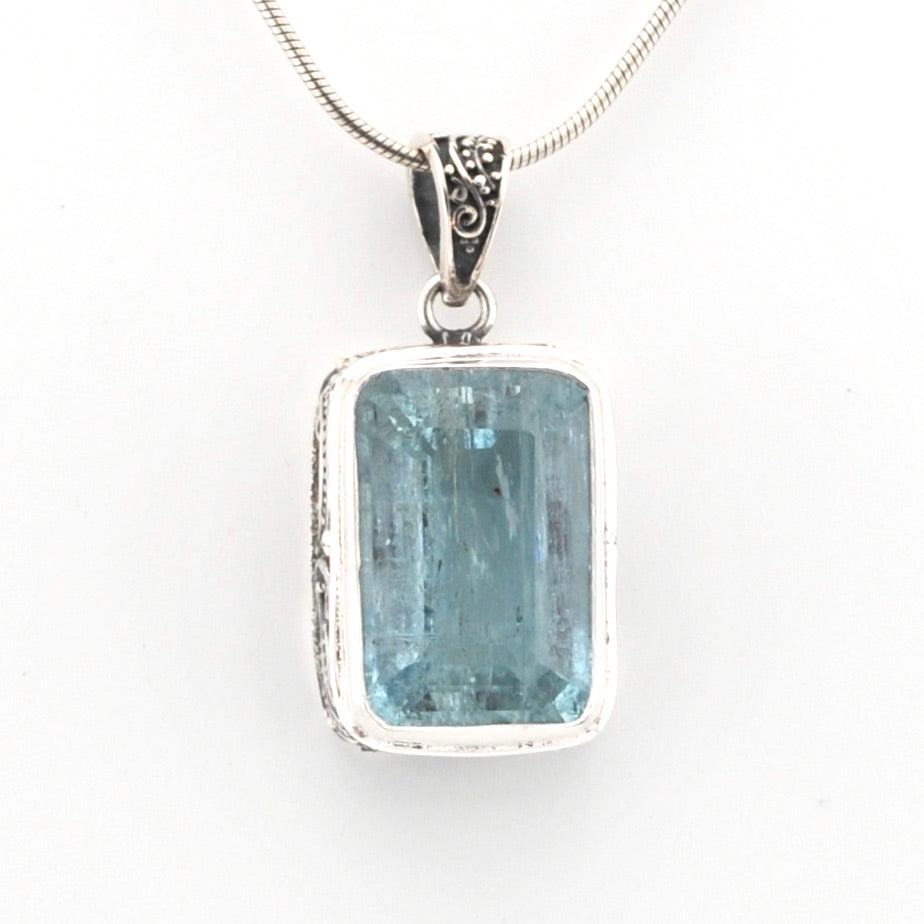 Front View Aquamarine 12x18mm Rectangle Pendant