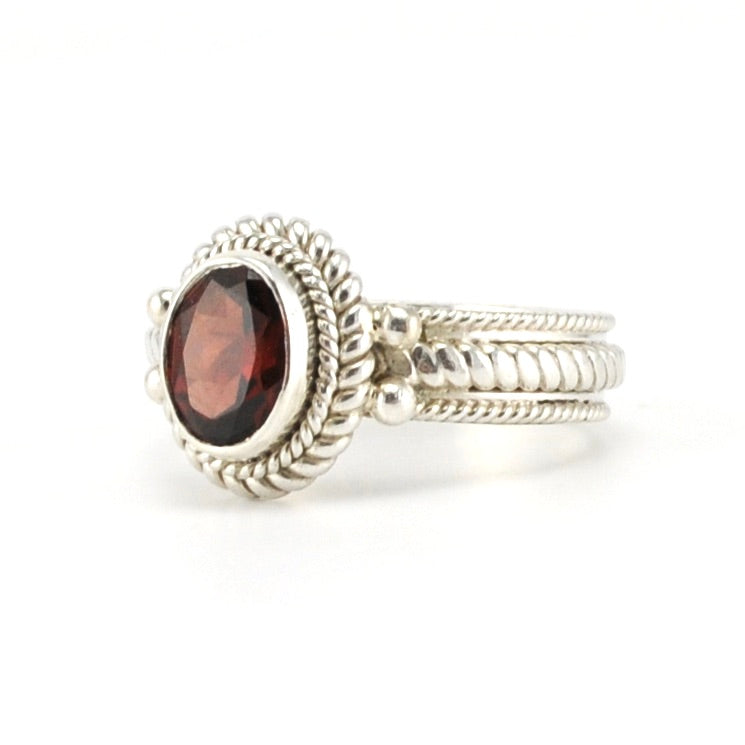 Sterling Silver Garnet 6x8mm Oval Ring