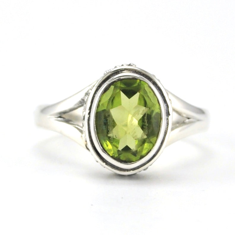 Alt View Sterling Silver Peridot 7x9mm Oval Bali Ring