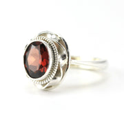 Sterling Silver Garnet 7x9mm Oval Ring