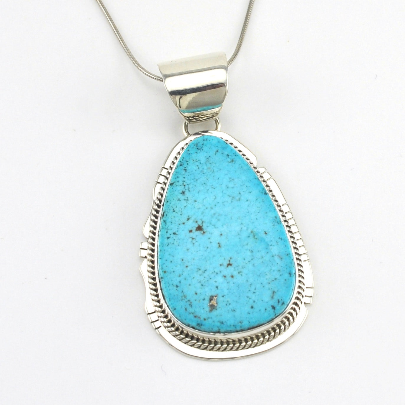 Jeff James Native American Navajo Old Kingman Turquoise Sterling Silver Necklace Jeff James Native American Navajo Old Kingman Turquoise Sterling Silver Necklace