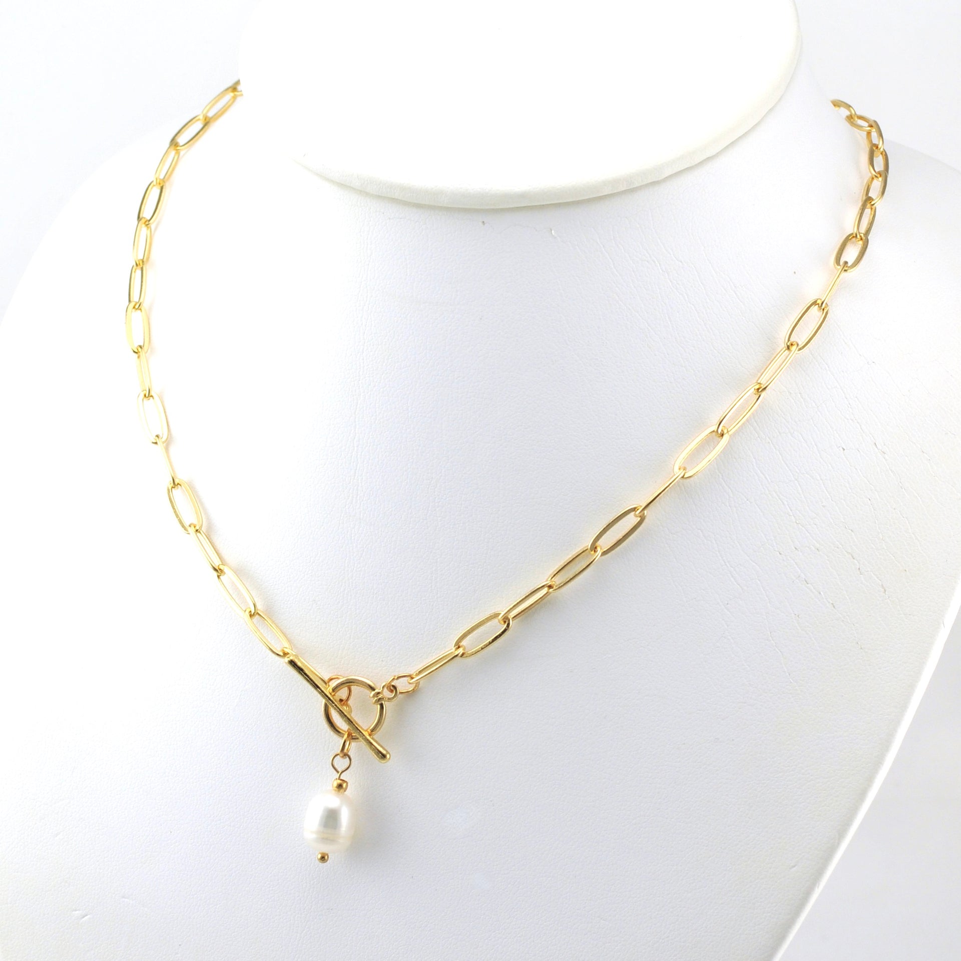 Side View Toggle and Pearl Chain Necklace Gold