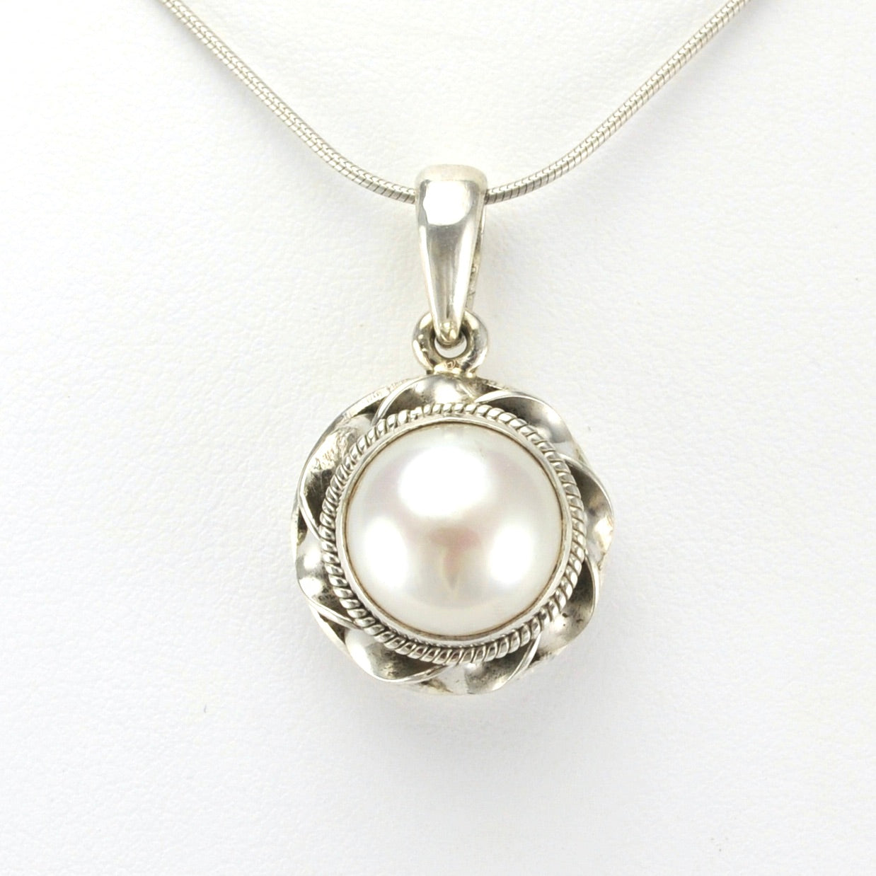 Alt View Sterling Silver Pearl 11mm Pendant