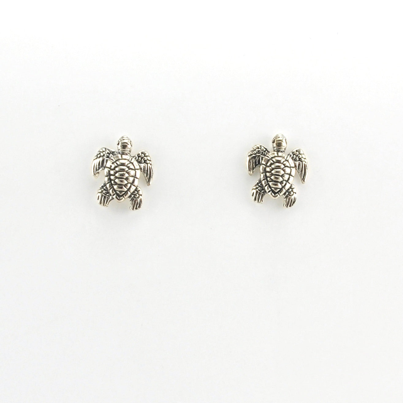 Alt View Sterling Silver Sea Turtle Stud Earrings