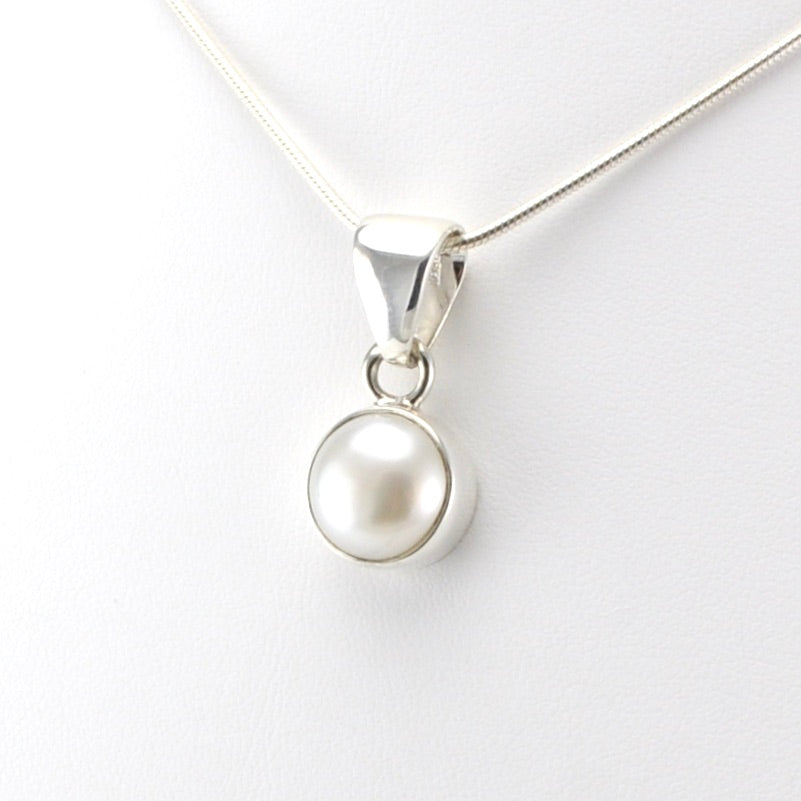 Side View Sterling Silver Pearl Pendant