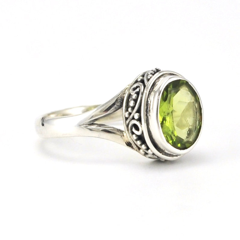 Sterling Silver Peridot 7x9mm Oval Bali Ring
