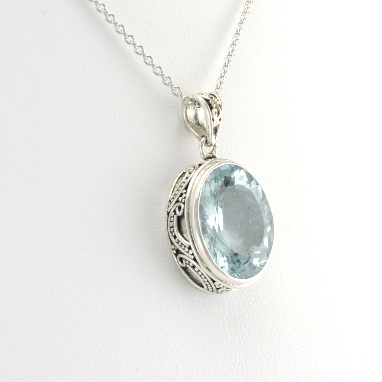 Side View Silver Aquamarine 12x26mm Oval Bali Pendant