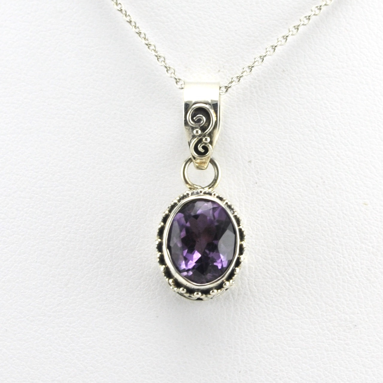 Alt View Sterling Silver Amethyst Oval Bali Necklace