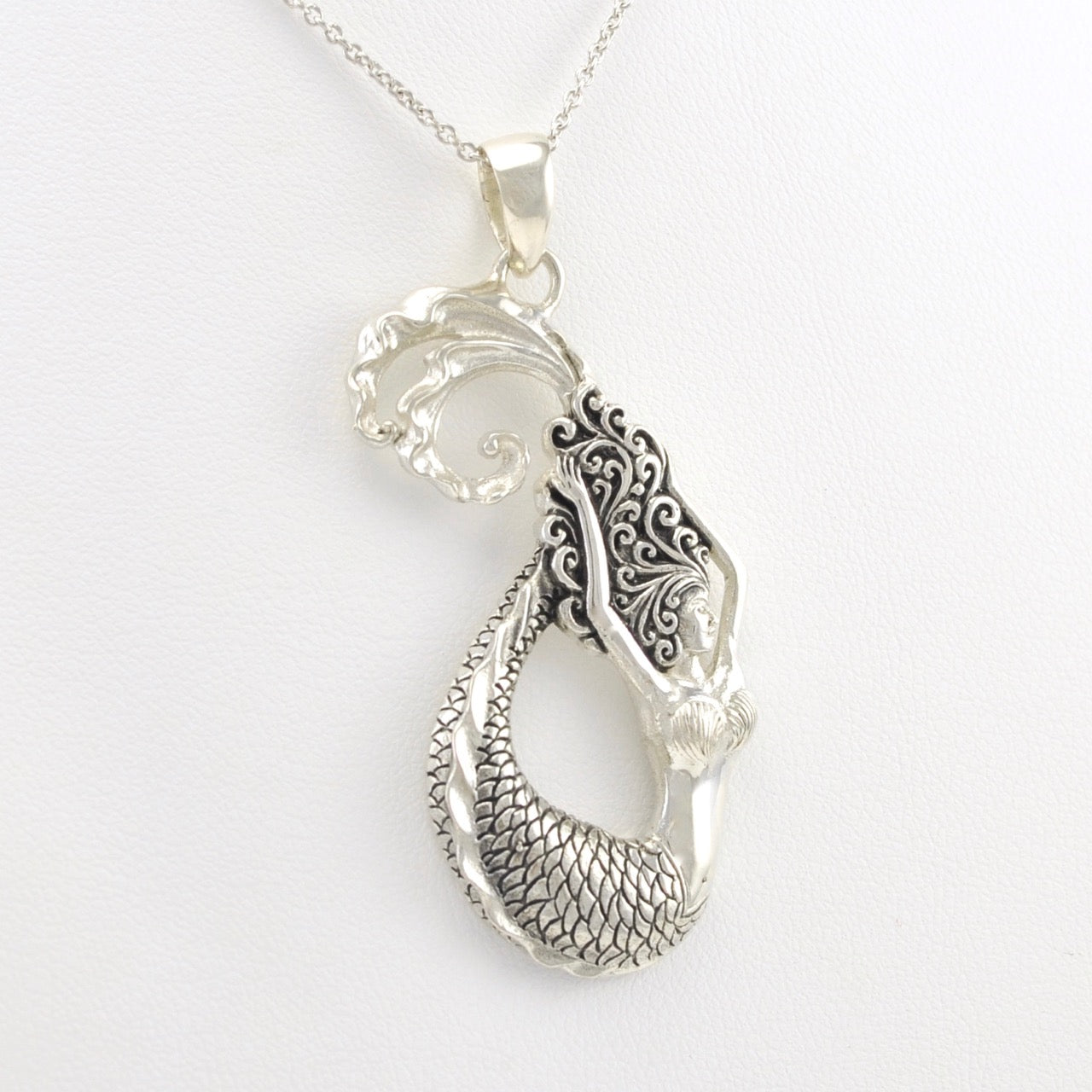 Side View Silver Splash Mermaid Necklace