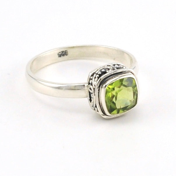 Side View Sterling Silver Peridot 6mm Square Bali Ring