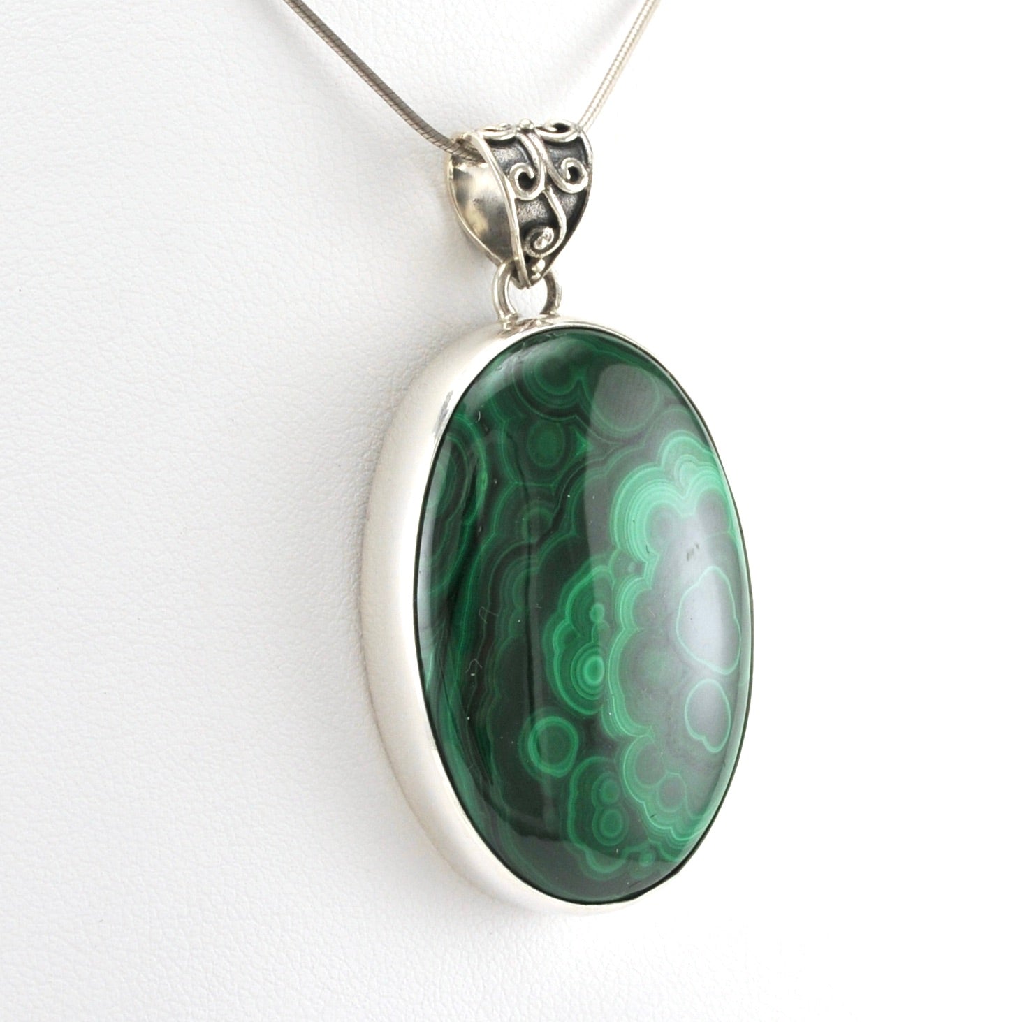Side View Sterling Silver Malachite 24x36mm Oval Pendant