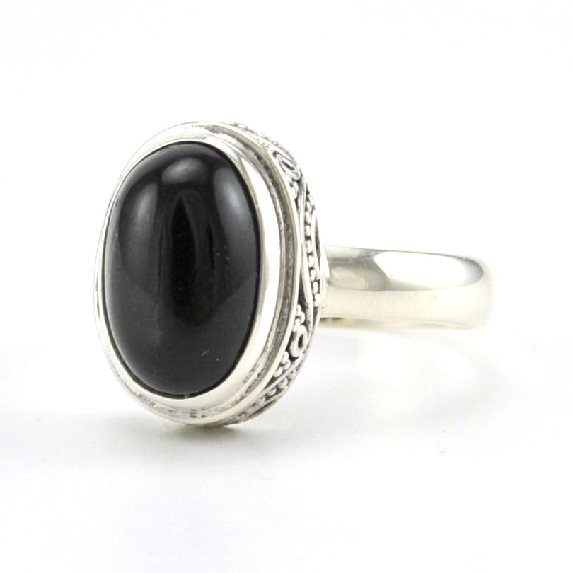 Sterling Silver Black Star Diopside 8x12mm Oval Bali Ring
