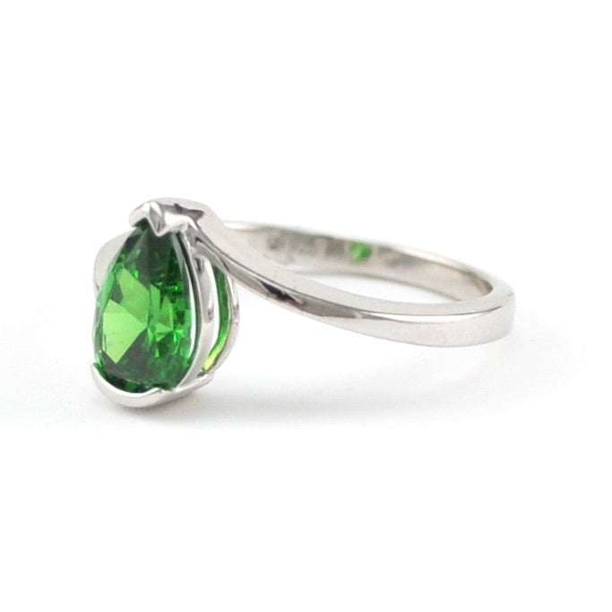 Side View Silver Created Emerald 2ct Tear Ring