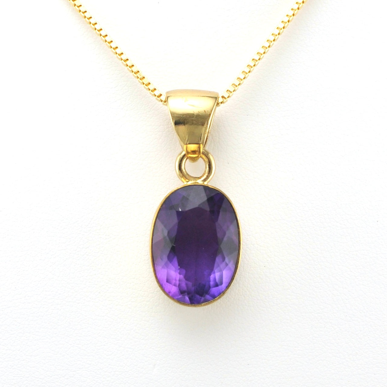 Front View Alchemía Amethyst Oval Pendant