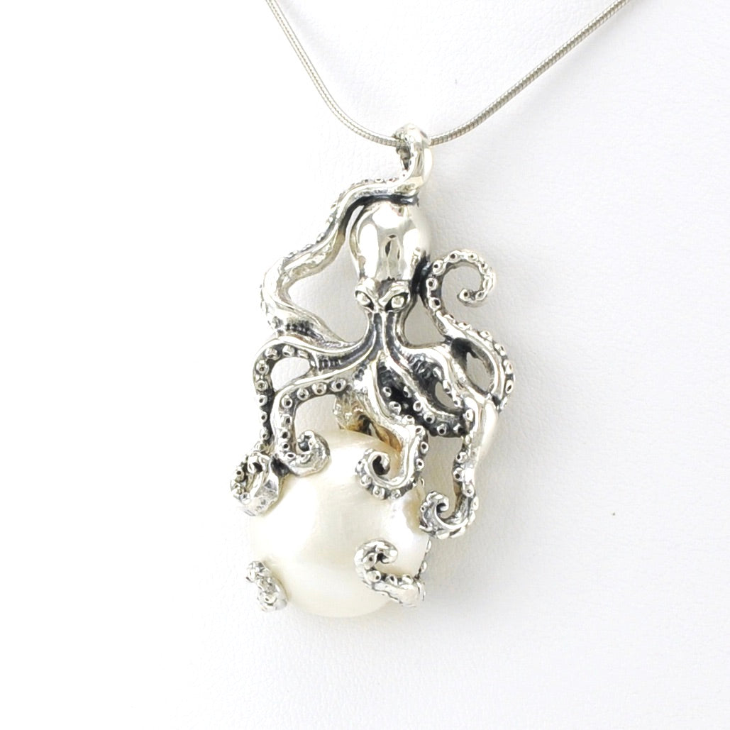 Sterling Silver Mabé Pearl Octopus Polished Pendant