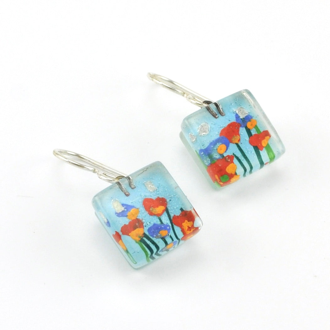 Glass Stream Flowers Cube Earrings