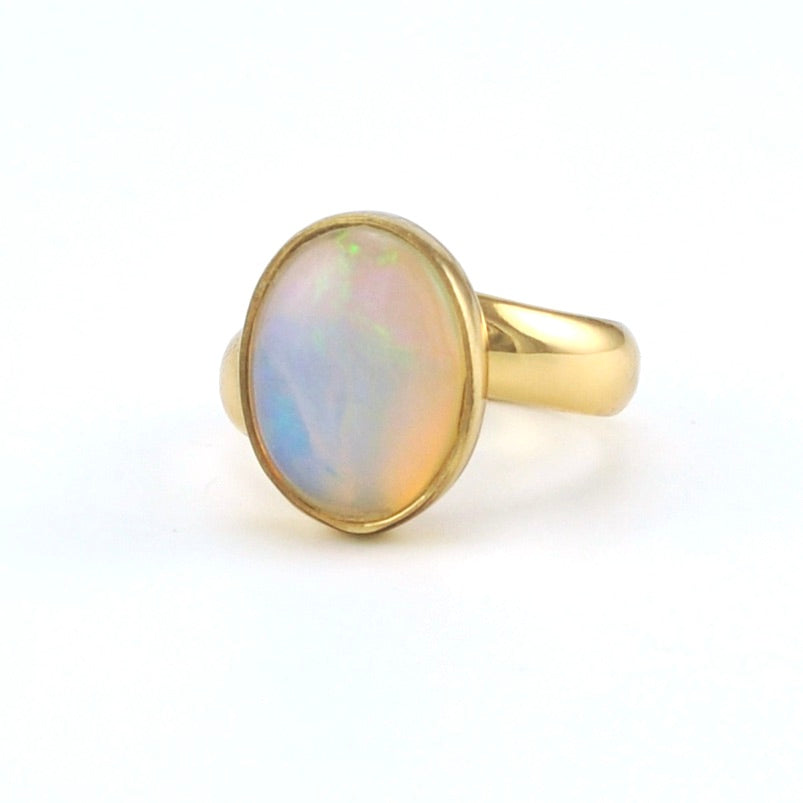 Alchemía Ethiopian Opal Oval Ring