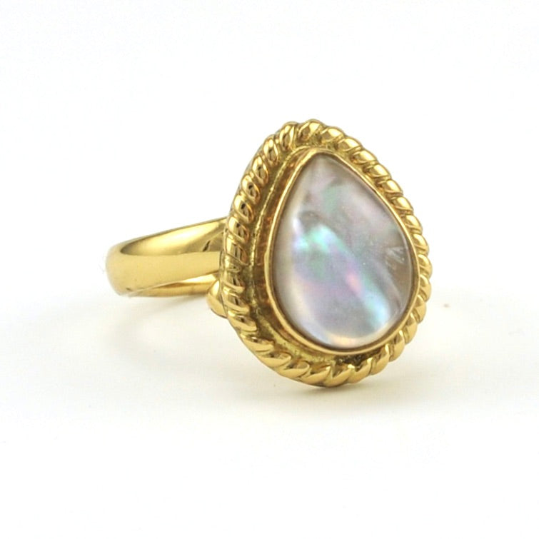 Side View Alchemía Mother of Pearl Doublet Rope Ring