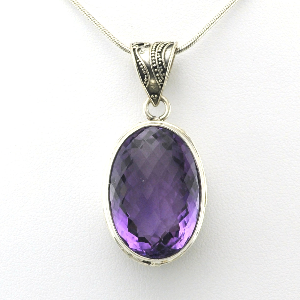 Front View Sterling Silver Amethyst 17x24mm Oval Bali Pendant