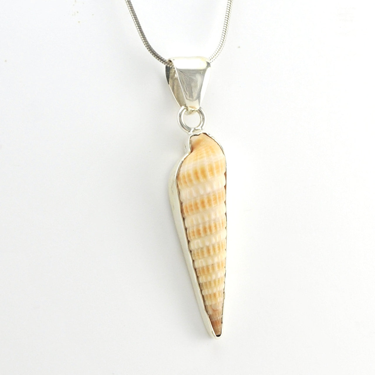 Sterling Silver Ladder Horn Shell Pendant