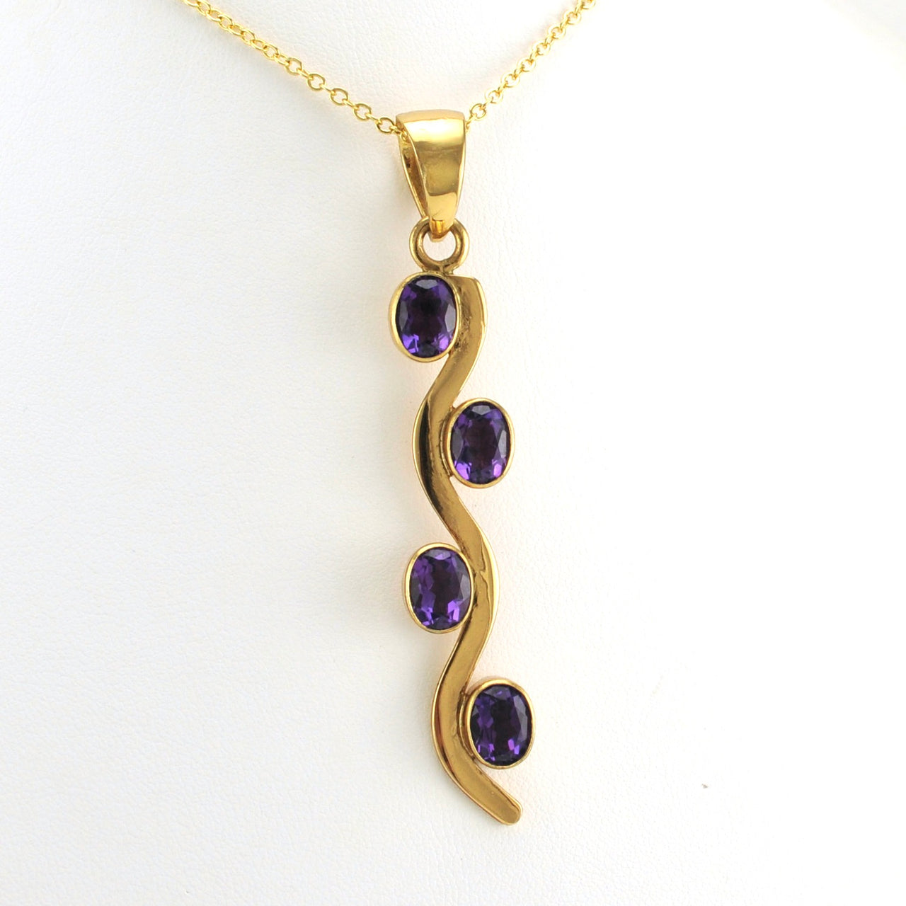 Alt View Alchemía Amethyst Squiggle Pendant