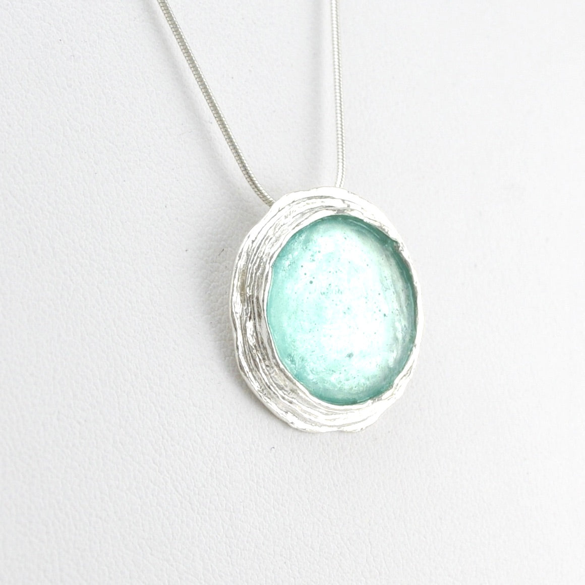 Alternate View Silver Roman Glass 18mm Round Necklace