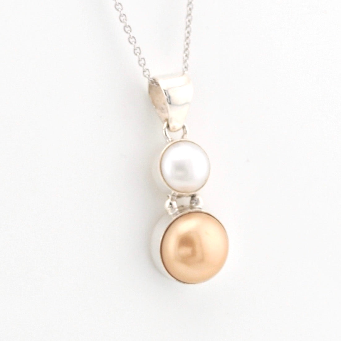 Alternate View Silver White and Peach Pearl Necklace