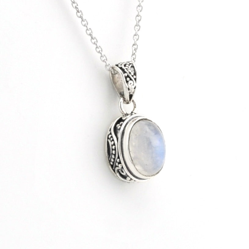 Alternate View Sterling Silver Moonstone 8x10mm Oval Bali Necklace