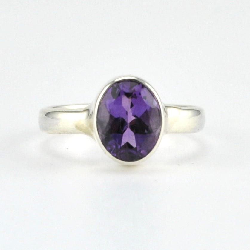 Sterling Silver Amethyst 7x9mm Oval Ring Size 6