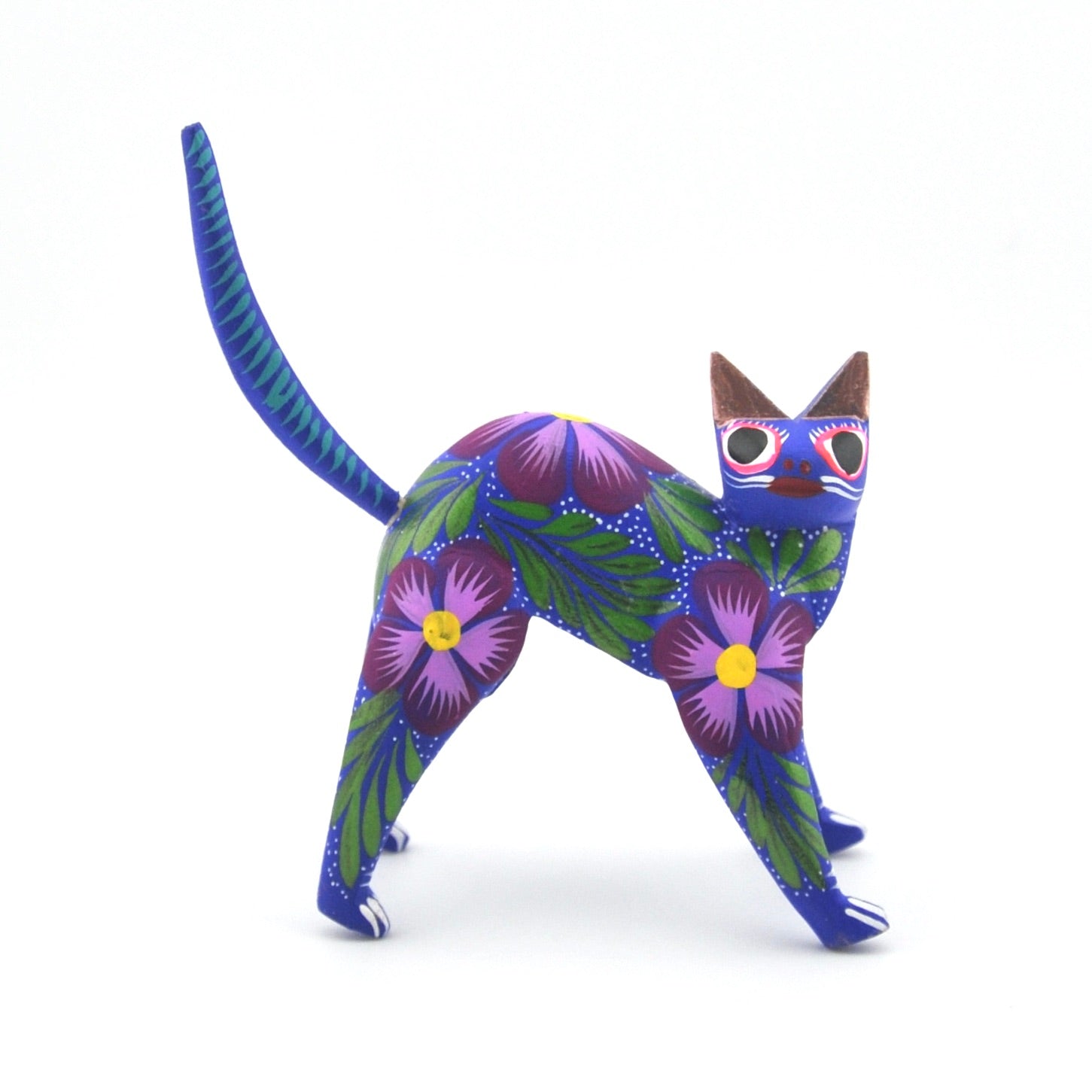 Cat Standing by Gomez