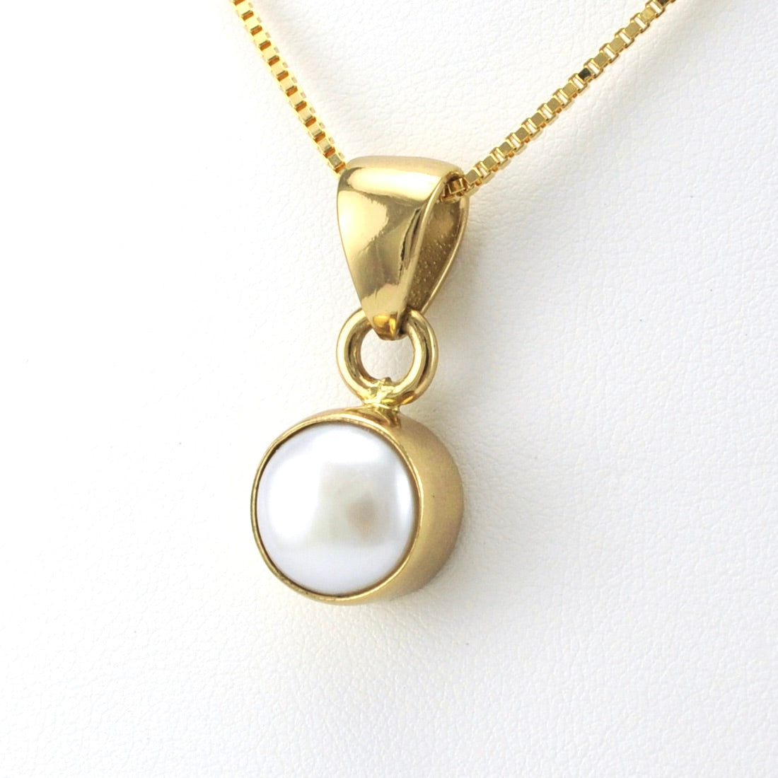 Alchemía Pearl Pendant