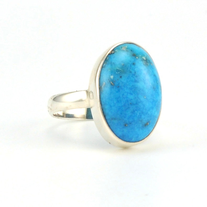 Side View Sterling Silver Arizona Turquoise 12x18mm Oval Ring