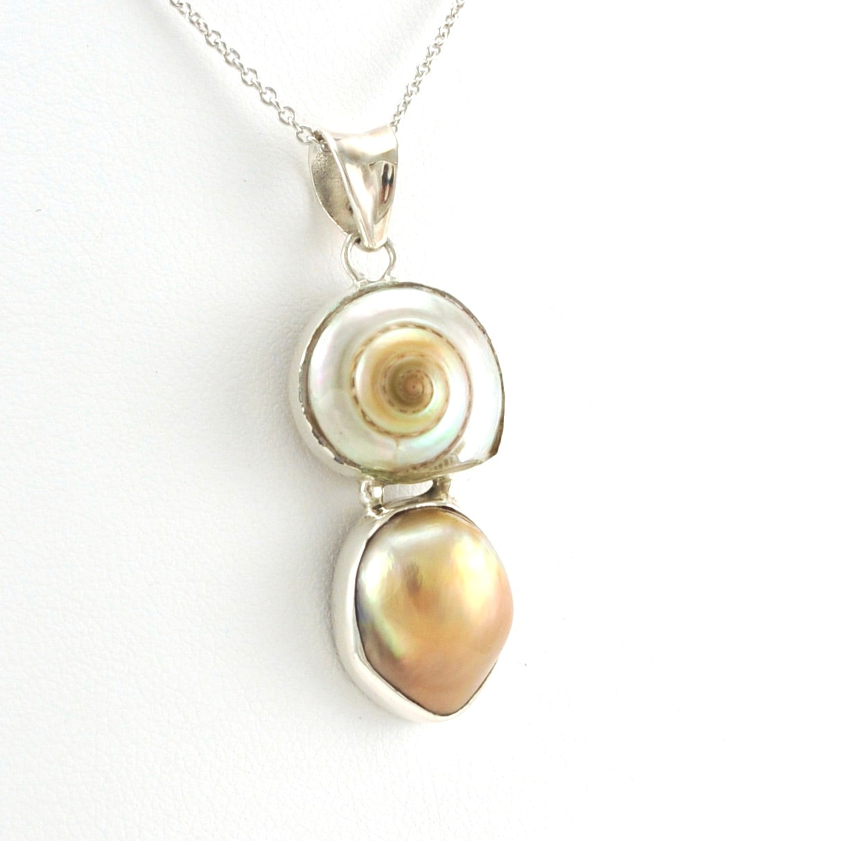 Alt View Sterling Silver Malabar Shell Pearl Necklace