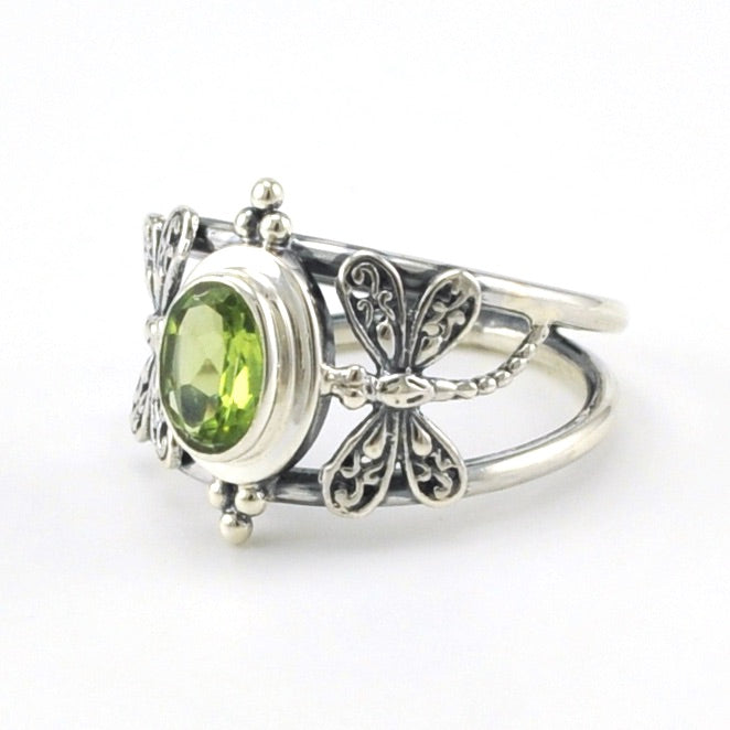 Side View Sterling Silver Peridot 5x7mm Dragonfly Ring