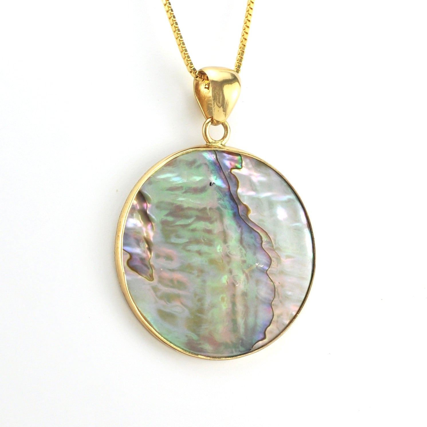 Side View Alchemía Abalone Round Pendant