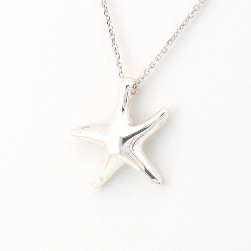 Side View Classic Silver Starfish Necklace