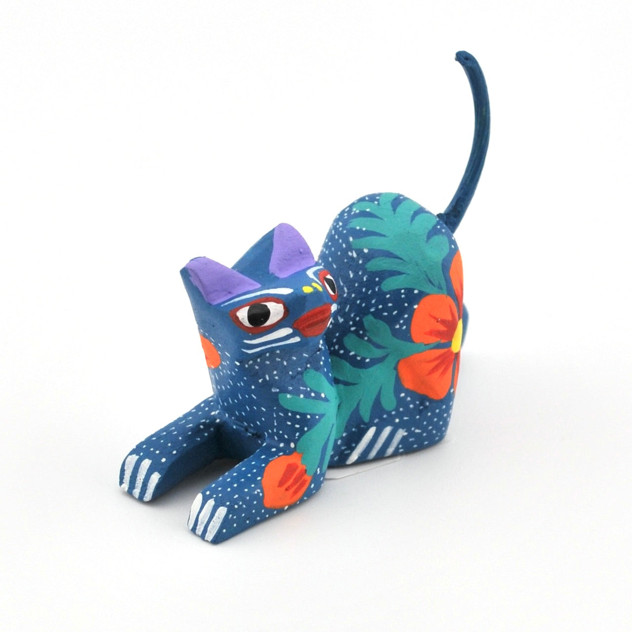 Side View Oaxacan Cat by Rios