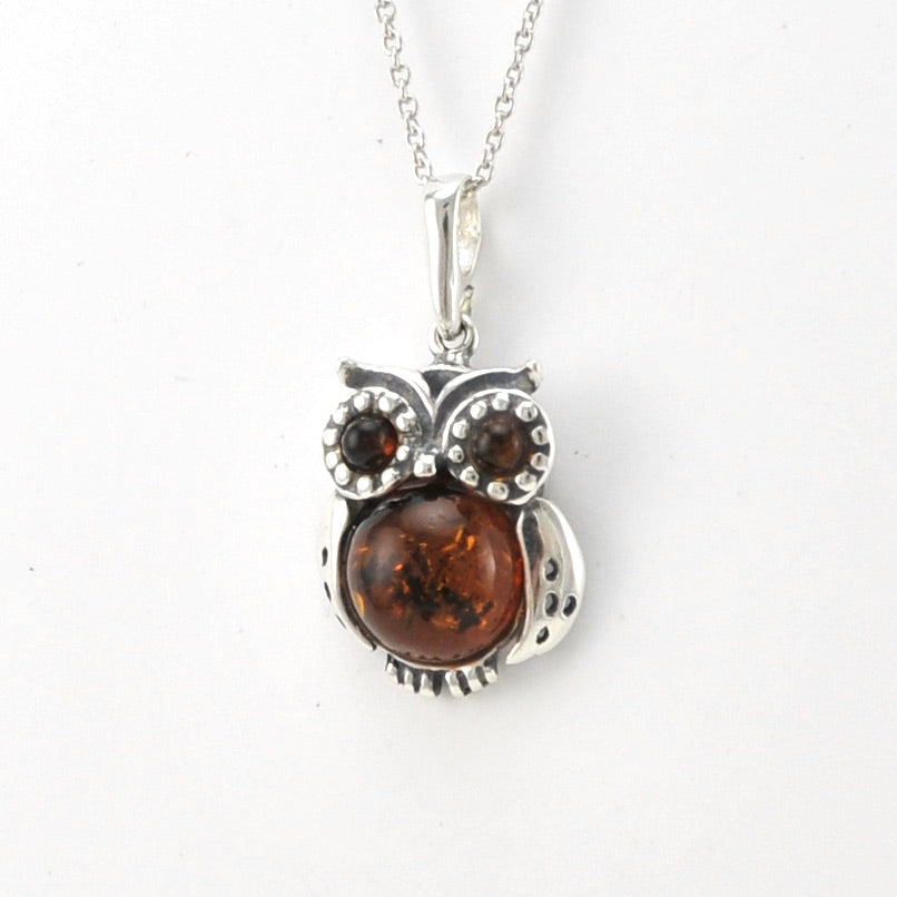 Side View Silver Amber Owl Necklace