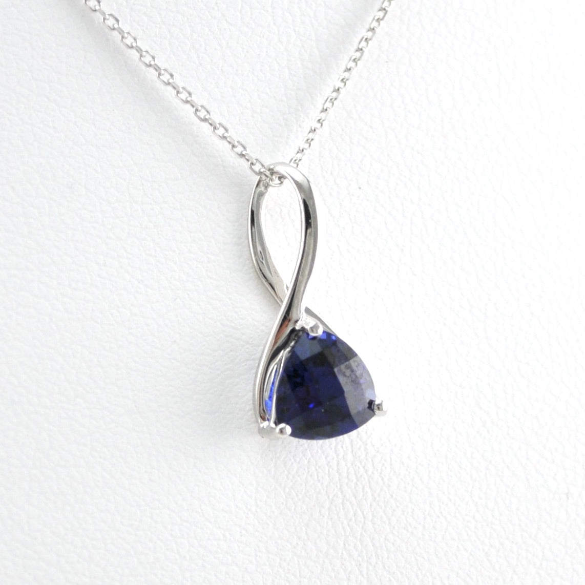 Side View Silver Created Sapphire 1.4ct Trillion Necklace