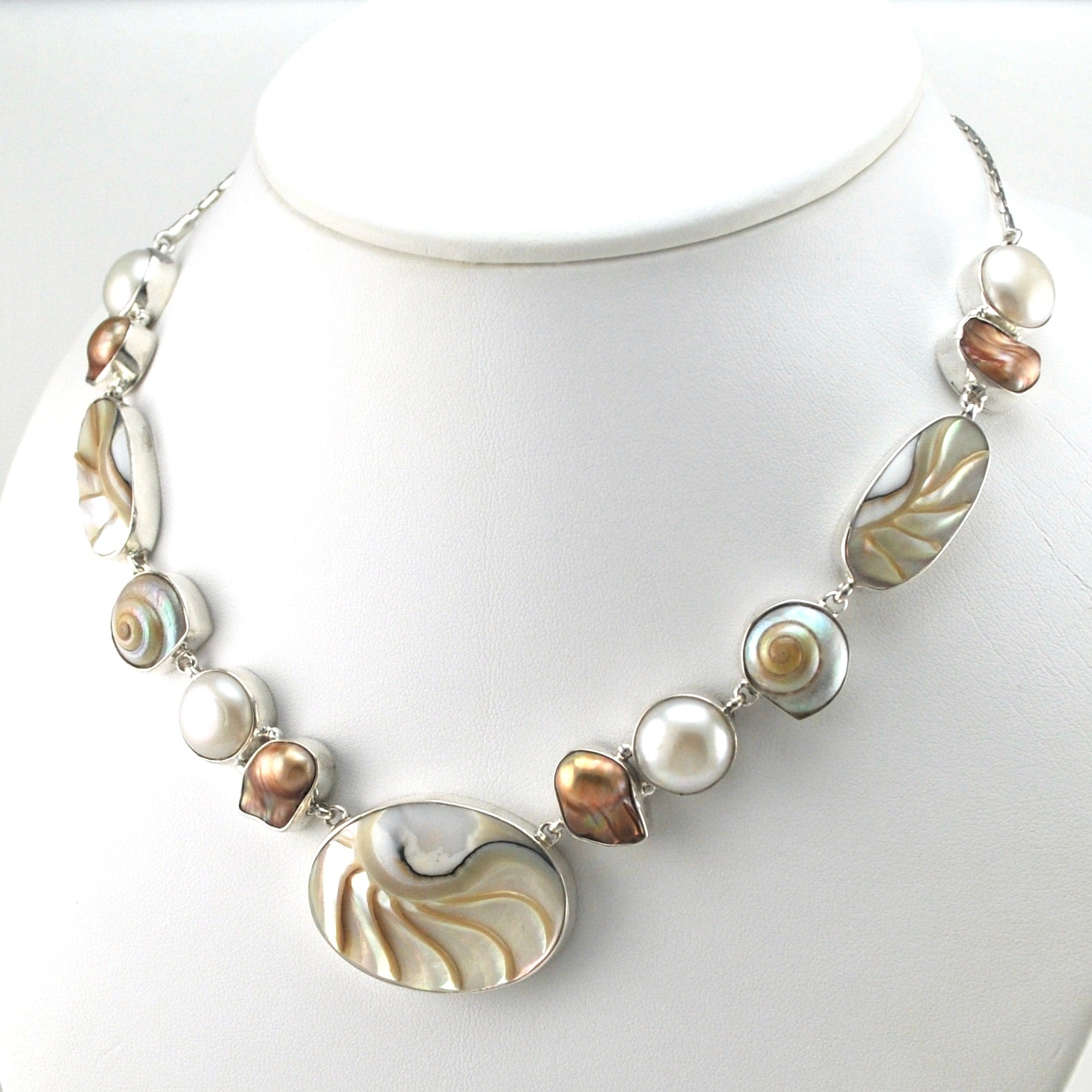 Side View Silver Nautilus Shell Pearl Necklace