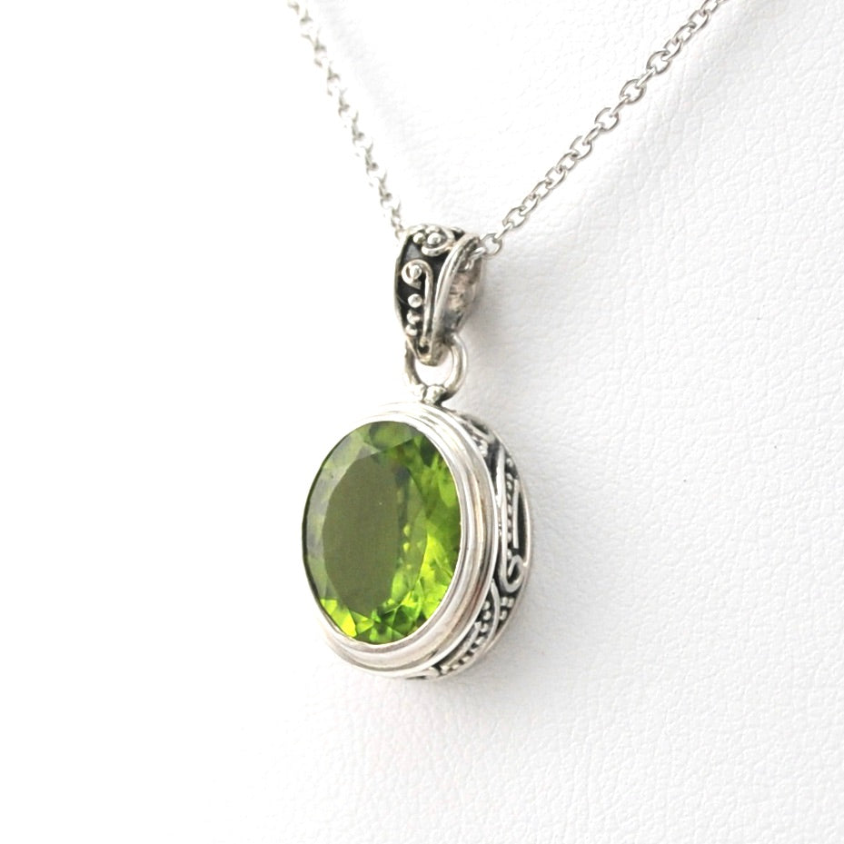 Side View Silver Peridot 9x11mm Oval Bali Necklace