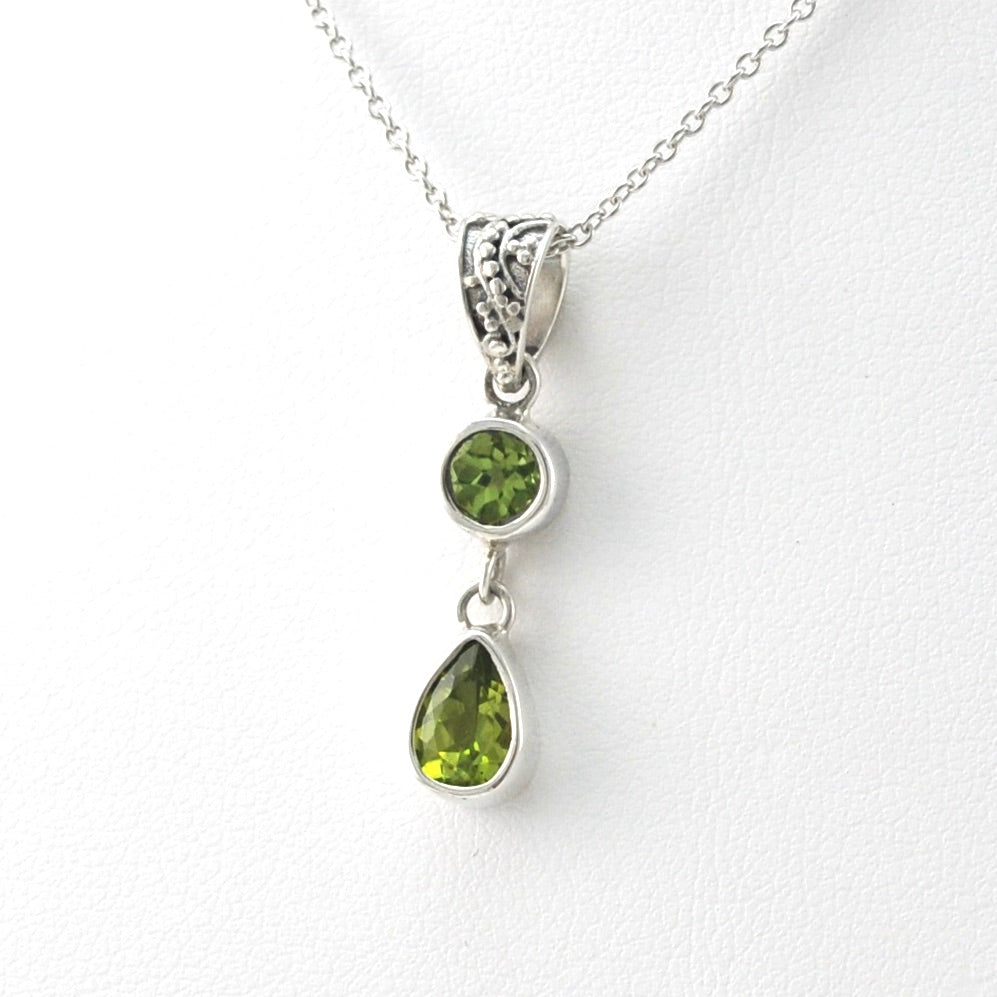 Side View Silver Peridot Round Tear Necklace