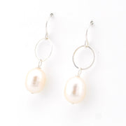 Side View Silver Round Link White Pearl Earrings
