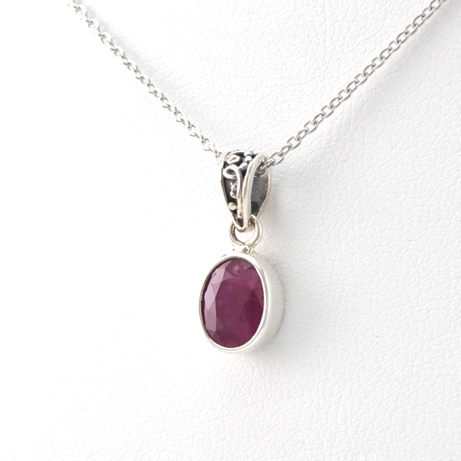 Side View Silver Ruby 6x8mm Oval Necklace