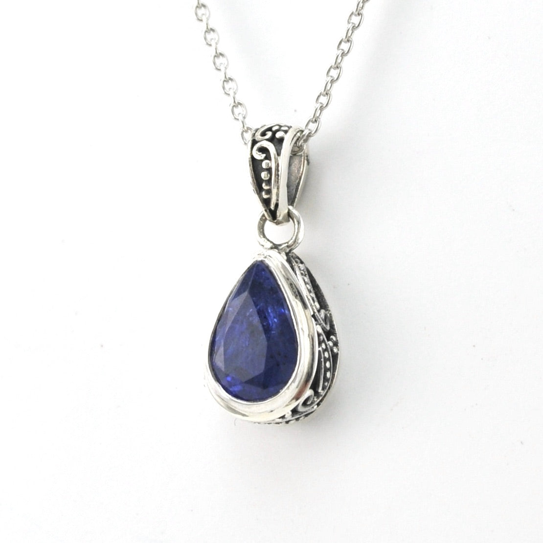 Side View Silver Tanzanite 7x10mm Tear Bali Necklace