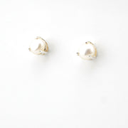Pearl Earrings on white backgroud