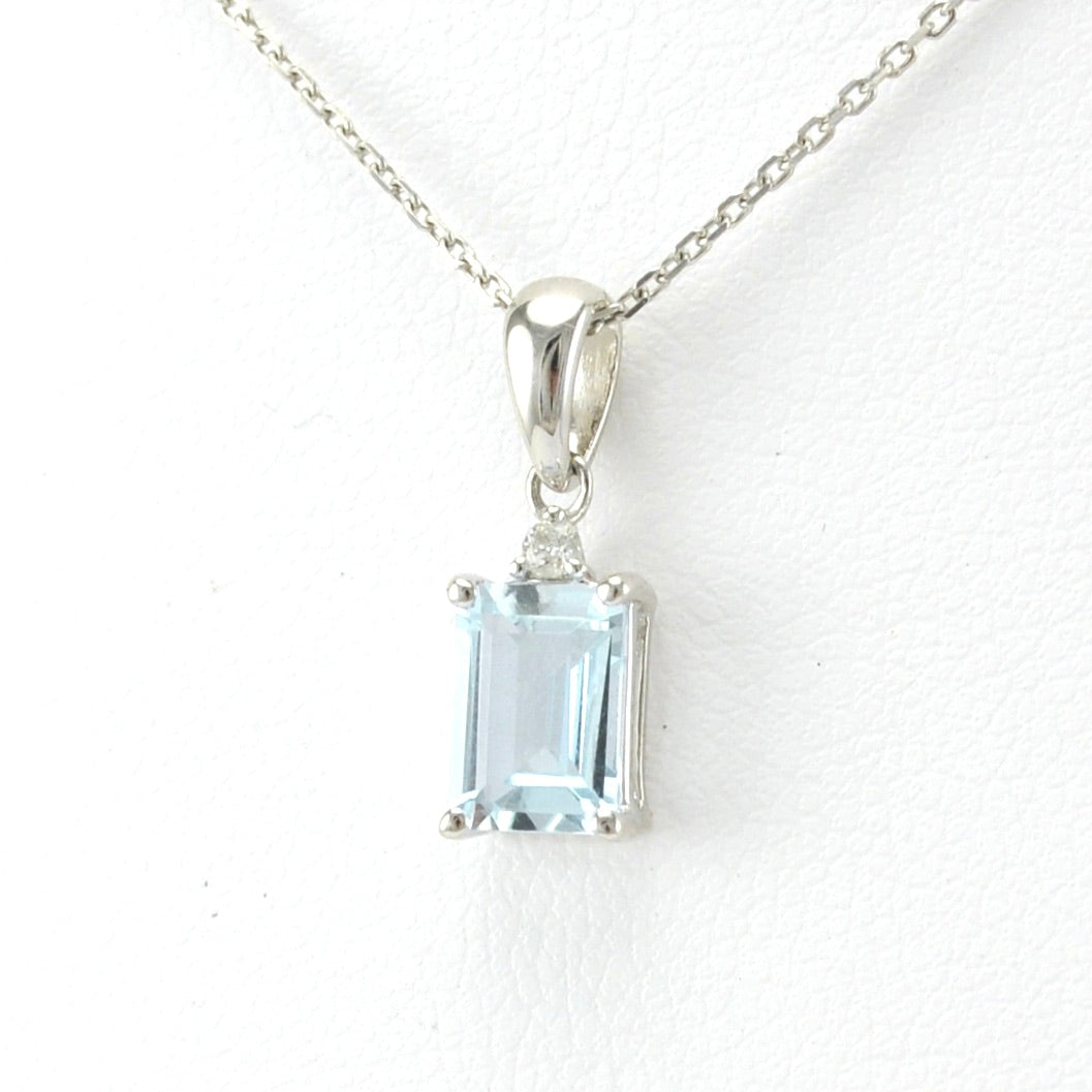 Silver Aquamarine .8ct Rectangle Diamond .02ct Necklace