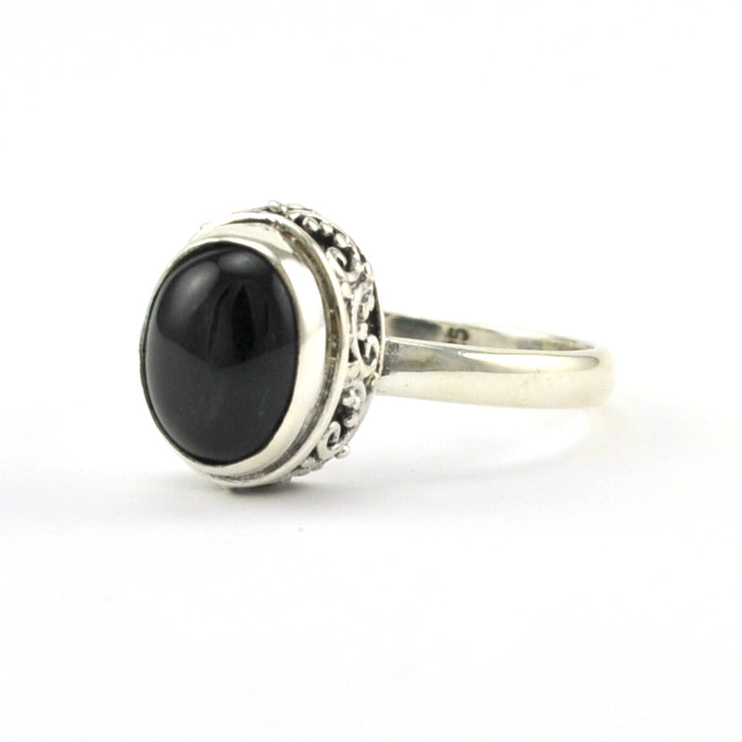 Silver Black Star Diopside 7x9mm Oval Bali Ring